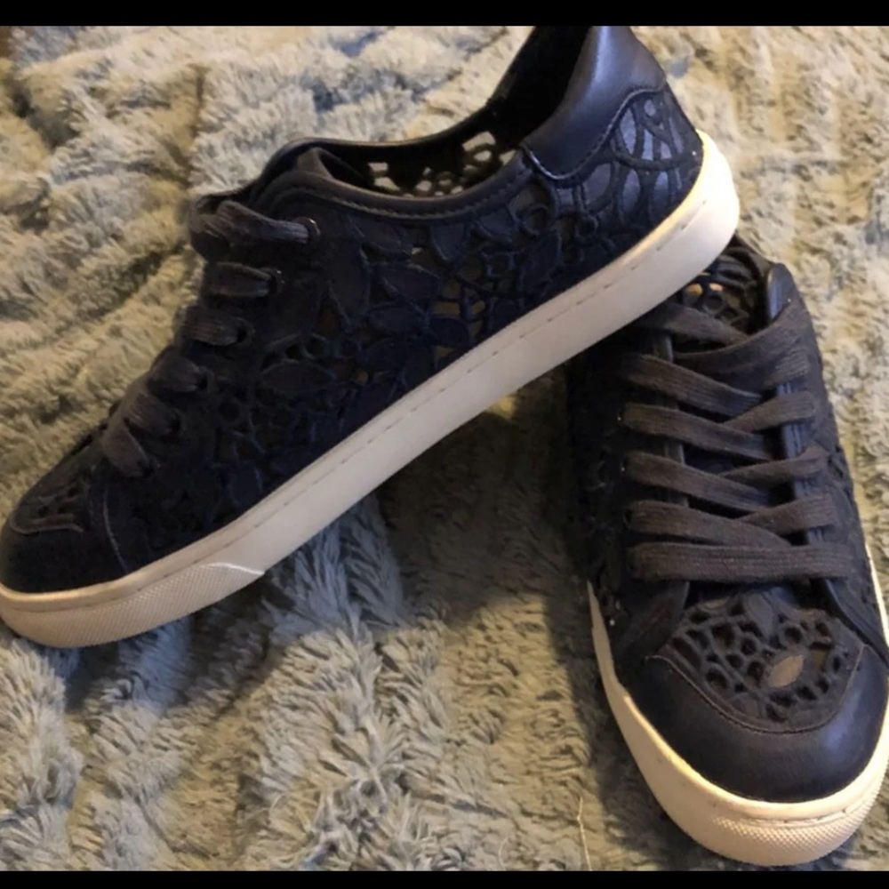 Tory Burch women’s sneakers